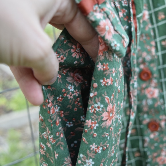 XS 70s Gunne Sax Midi Dress Green and red floral print Side Ties - Picture 4 of 10